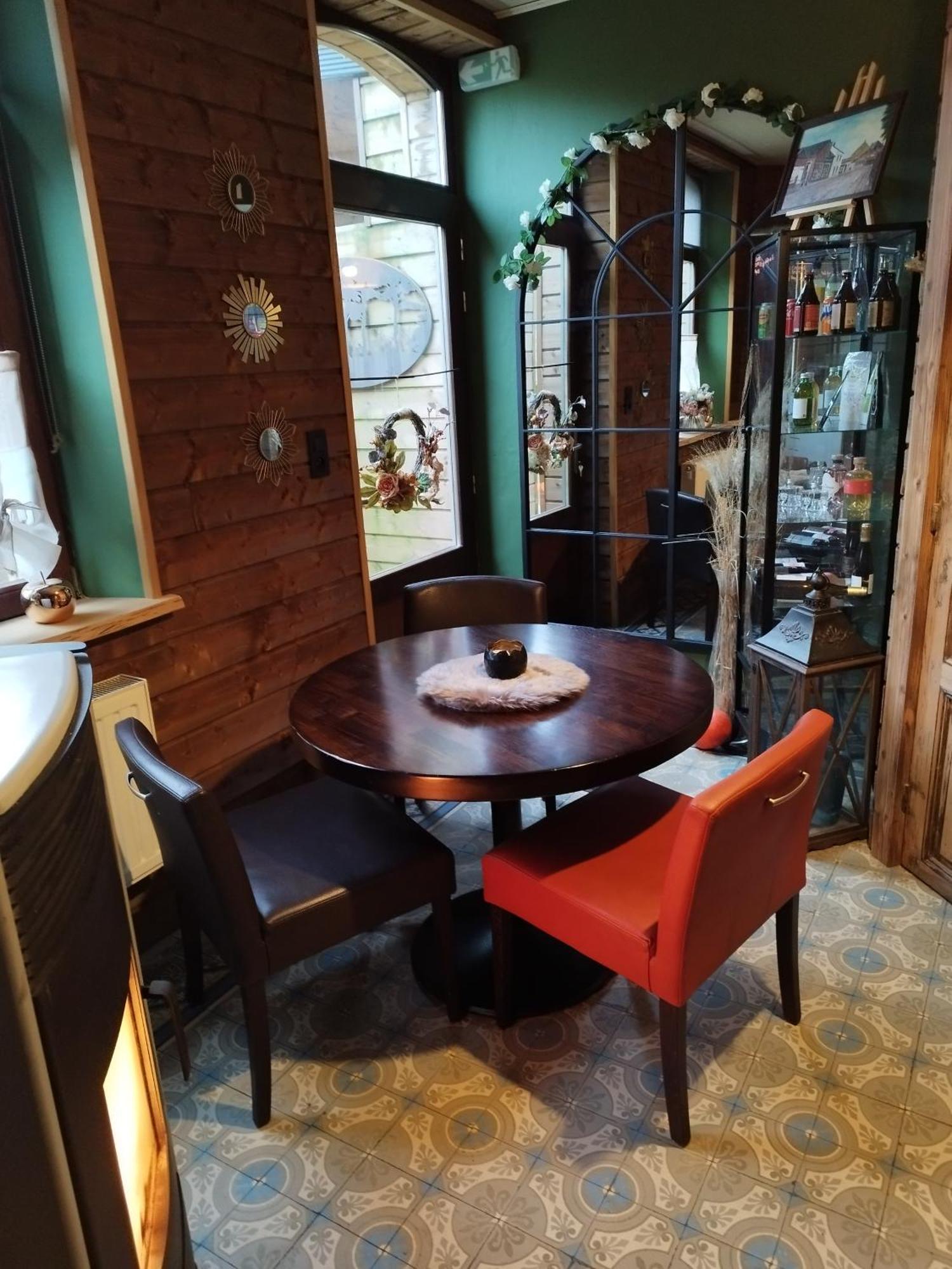 Maison d'hôte Les Notes Endormie Chambre Secrète Berzee Exterior foto